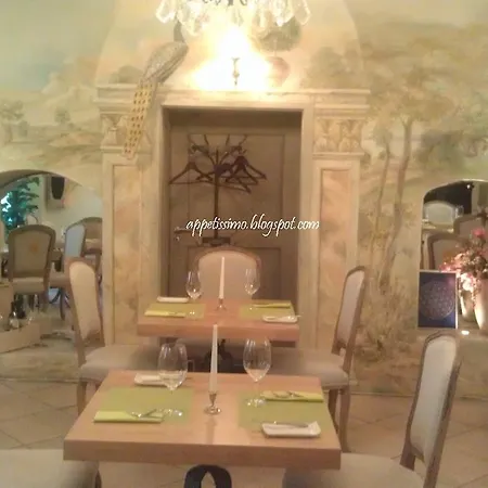 Hotel Historical Ekes Konvents 1435